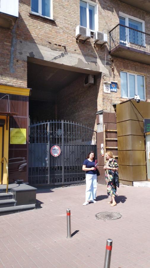 דירות קייב 2К. Центр Возле Гуливера.Бассейная 10 מראה חיצוני תמונה